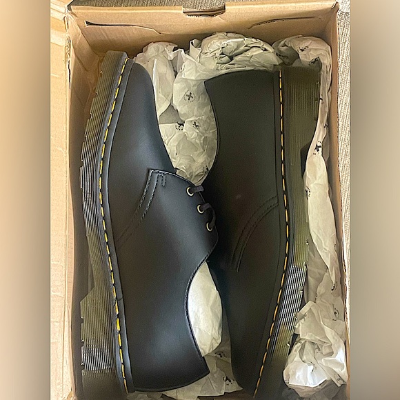 Doc Martens Vegan 1461 Oxford Shoes. W size 11, M10. New 🆕 in box 🗃️ - Picture 2 of 8